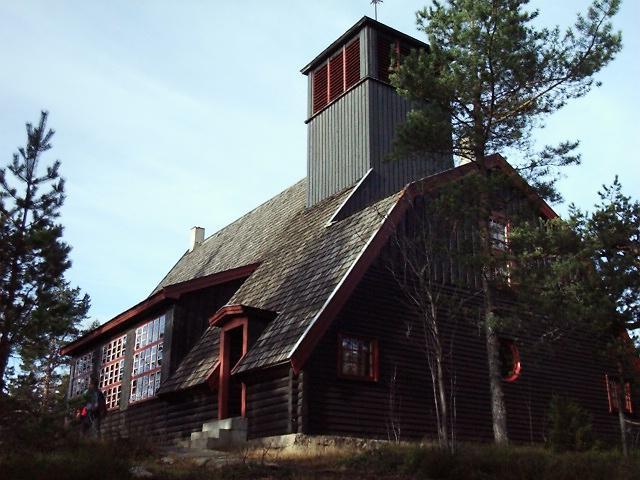 1. KIRKE & KULTUR KIRKE & KULTUR Tverken sportskapell For 3 4 år siden ble Frogner menighet medeier i Tverken sportskapell.