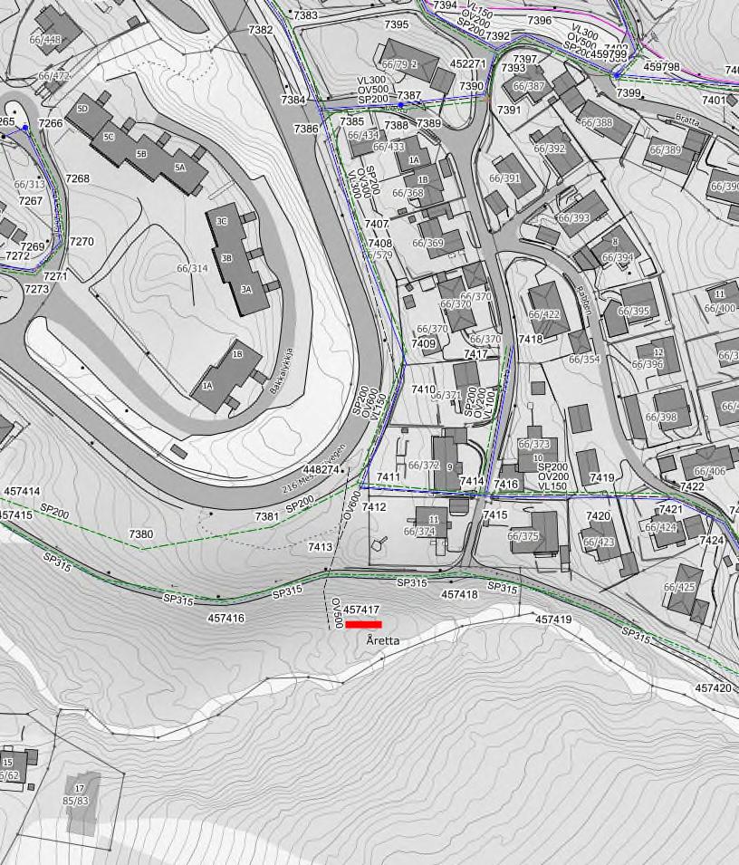 En del lenger nedstrøms, i området ved pkt. 11 på kommunens skisse, kfr. Figur 3, er det ledet en OVledning, 500 mm, ut mot Åretta, kfr. nr. 457417 på Figur 15.