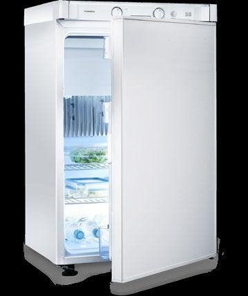 / 230 V vekselstrøm / gass). Begge med romslig fryser. RGE 2100: Dette 96-liters kjøleskapet kan drives med gass eller nettstrøm.