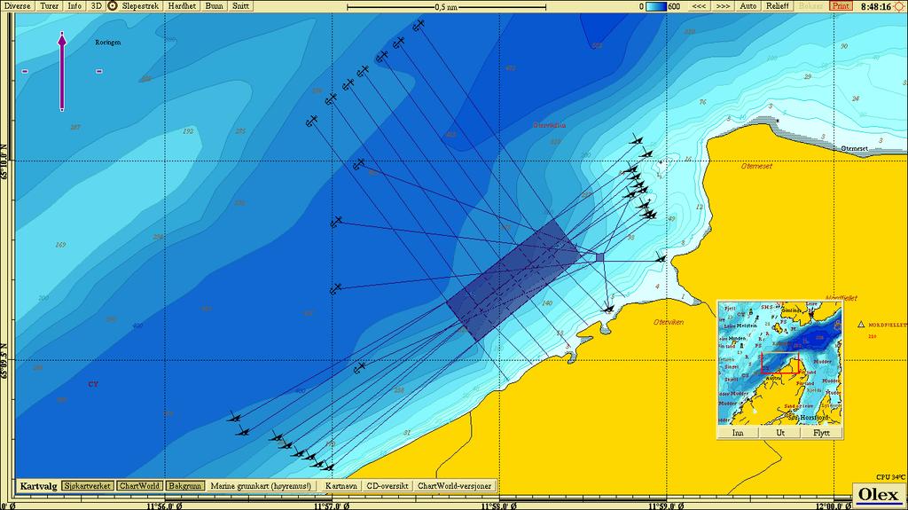 Figur 2.1.2 Planlagt anleggsplassering og fortøyningsliner. Kartet har nordlig orientering og mørkere blå farge representerer dypere områder. Fargespekteret er definert øverst i figuren (0-600 m).