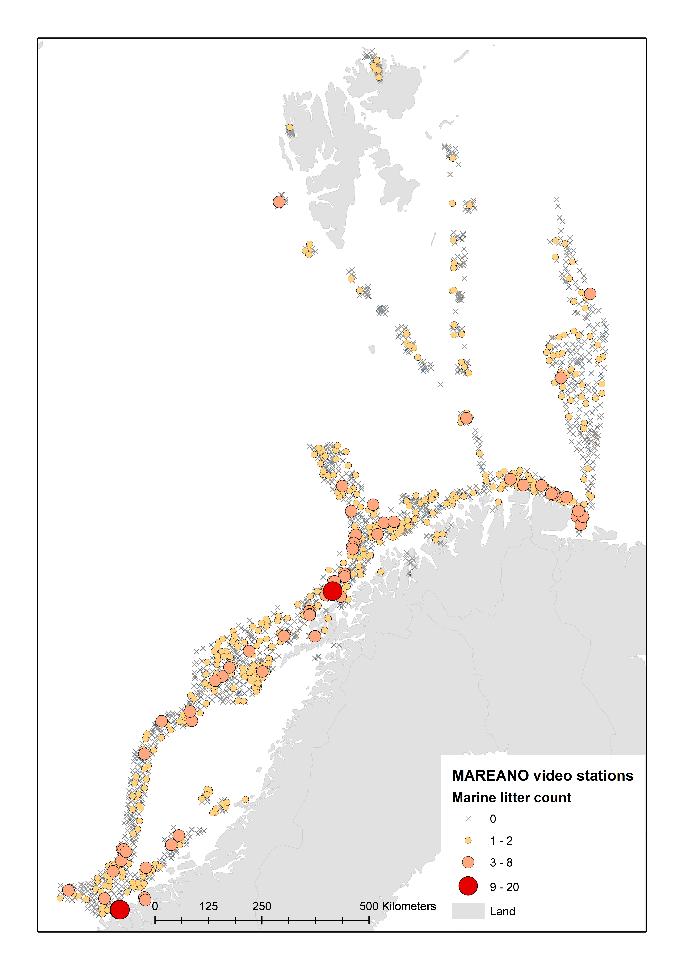 4.8 Kart over søppel og trålspor Oppdaterte kart over observert søppel på havbunnen i videotransektene er vist i Figur 22. I Kongsfjorden og Rijpfjorden ble det observert lite søppel.