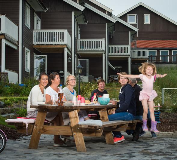 Vi bygger flermannsboliger i tun, leilighetsblokker, eneboliger og eneboliger i rekke. Effektive prosesser, kort byggetid og gunstig pris er våre fremste kjennetegn.