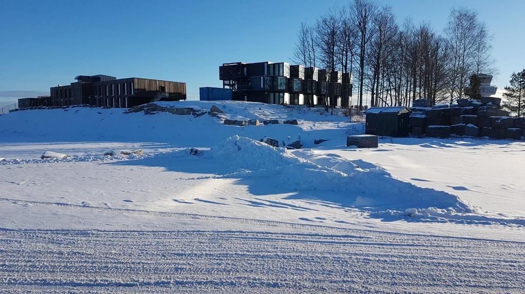RAPPORT VAO- RAMMEPLAN, HANGARVEIEN 27.02.2019 Bildet viser området for den planlagte utbyggingen av hybler til Pilotskolen på Torp Campus.