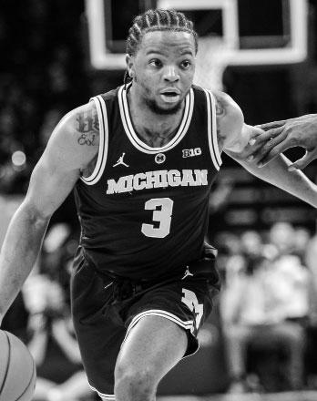 Nearly recording his straigtht triple double, Zavier Simpson (10P, 8R, 7A) and the Wolverines were unable to mount a comeback, losing at Iowa, 79-59 With five 3-pointers and eight buckets, Ignas