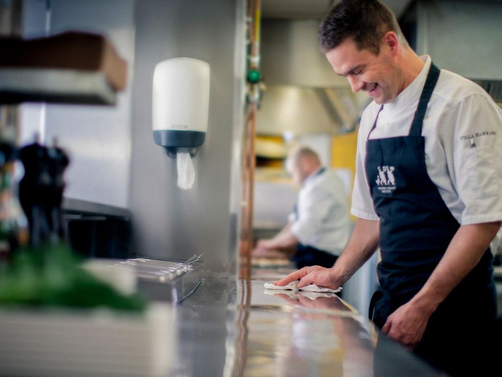 Den som bruker papir i arbeidet sitt, stiller høye krav til at papiret presterer som det skal og oppfyller alle forventninger.