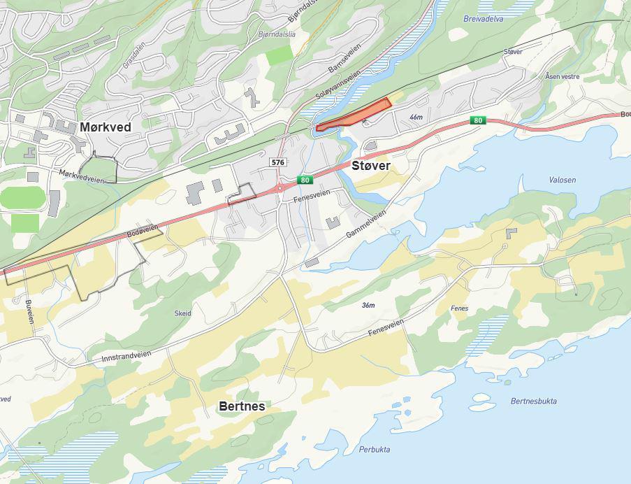 Planområdet markert med rødt. Planstatus I Kommuneplanens arealdel er området avsatt til bebyggelse og anlegg.