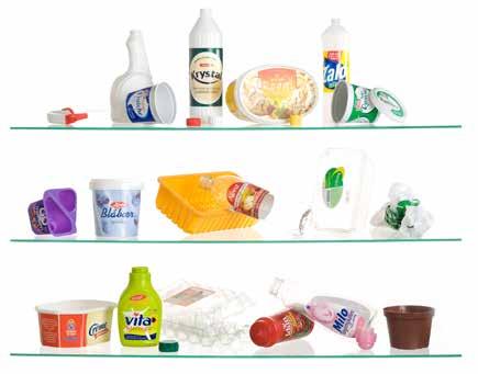 Plastkanner for kjemikaliar og farleg avfall skal til miljøstasjonen. Plastflasker Rømmebeger Plastbrett (f.eks. til kylling) Plastemballasje til el.