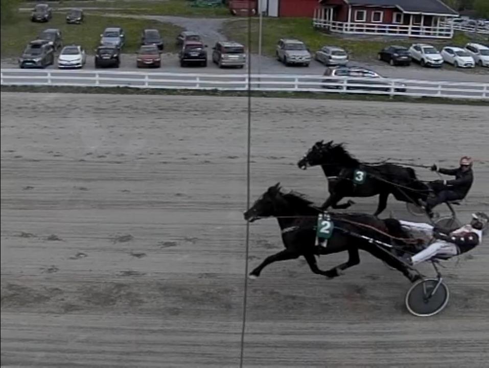 Løp 4 Særpefantens løp Kaldblods 20meter tilegg ved kr 100 000, 40meter v/ kr 200 000, 60meter v/ kr 400 000, 80meter v/ 1 Nr 2 Solstad Stjernen 6 Roy Steinar Larsen Ole Christian Kjenner 1940 127,0