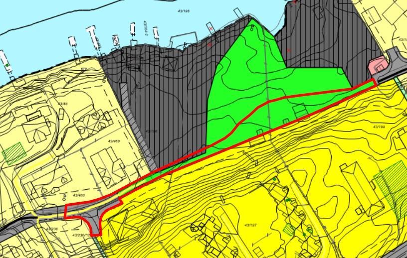 Gjeldene reguleringsplan påført planavgrensning for ny plan, alternativ 2 Den foreslåtte planavgrensningen for alternativ 2 muliggjør ulike traseer for turveien over det foreslåtte friområde.