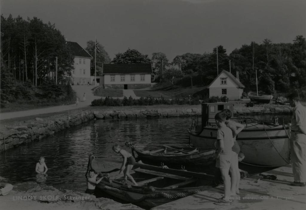 Fritt etter Alun Munslow: Authoring the Past Hvorfor tenker du og formidler/skriver historie(r) slik du gjør? Å formidle historie er en narrativ/fortellende aktivitet.