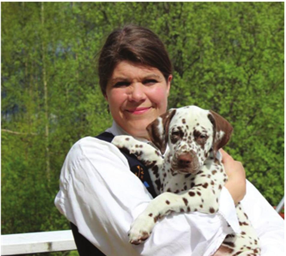 Lederen Heidi med Price-Spot s Dreamcatcher Bliss. Endelig vår og lysere lengre kvelder. Det er i hvertfall jeg glad for! Det er født en del valper og det er flere på vei. Dette er gode nyheter!