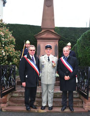 Ce fut une belle cérémonie en présence des sapeurs pompiers, d un officier d active, le LCL ORTIZ, des élus de la commune et des élèves du groupe