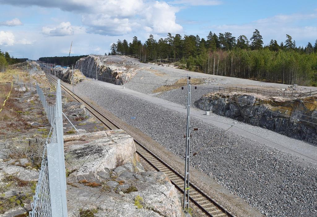 En linje for gjennomgående høy hastighet sør for Kolbäck (men med fartsgrense 160 km/t gjennom Kolbäck) ville derimot overhodet ikke kunne gå nær Björke, men måtte ligge flere kilometer lenger vest.