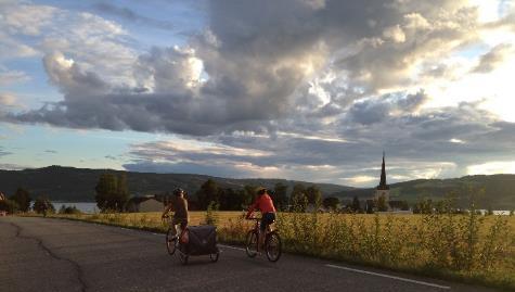 Sykkelhjelm må hver enkelt ta ansvar for selv. Husk å sette sykkelen på plass igjen etter bruk, slik at flere får glede av den.