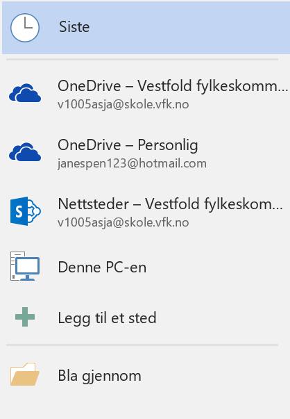 Du vil dersom du klikker på «Lagre Som» tekst ikonet få opp denne menyen på venstre hjørnet. Du må da velge hvor du vil lagre dokumentet, denne menyen er lik for alle Microsoft Office programmer.