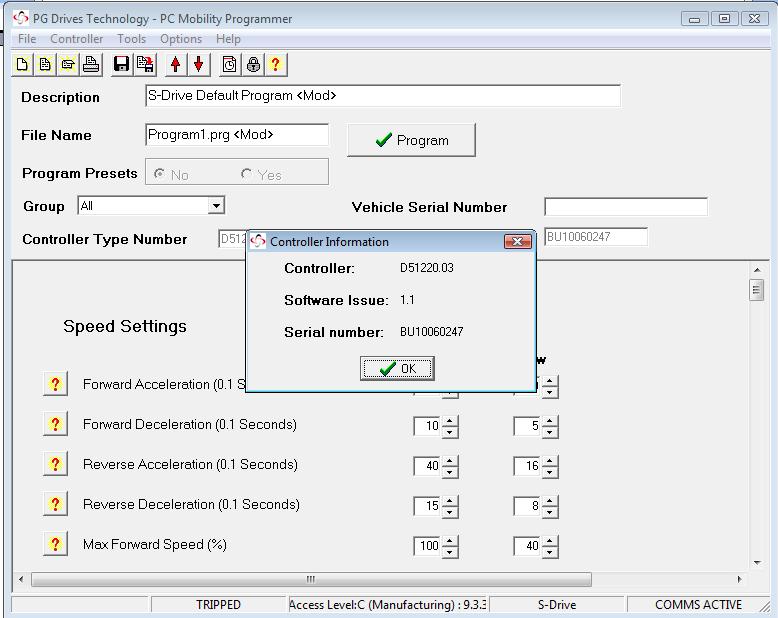 Kjøretøyets identitet Controller Info viser styringsnummer, programvareversjon og serienummer.