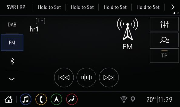 Lyd Telefon Paring av en telefon via Bluetooth På Lyd-hovedskjermen velges en mediekilde ved å trykke P og.