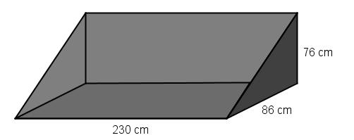 8.7 En tilhenger har følgende mål. Lengde: 2037 mm Bredde: 1160 mm Høyde: 350 mm a) Hvor mange liter rommer tilhengeren? Største nyttelast tilhengeren kan ha er 610 kg.