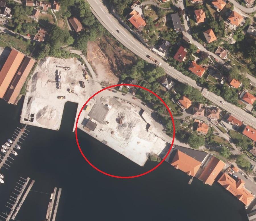 1. Innledning Dette notatet og vedlagte tegninger beskriver planlagt VA i forbindelse med utbygging av Sandviksboder. Tiltaket skjer på gnr. 168 bnr.