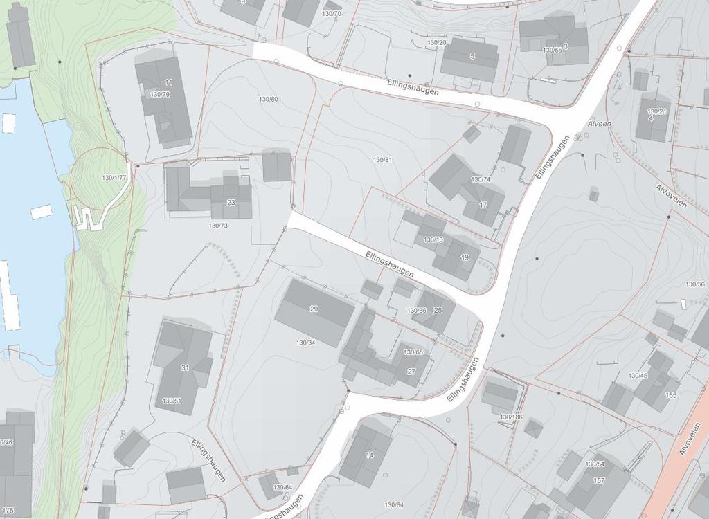 Bygget har siden 2014 så å si stått ubrukt. Uteområdet har også bare grodd mer og mer i igjen og hele tomten fremstår som skjemmende for området da man ellers bare finner velstelte hus og hager der.