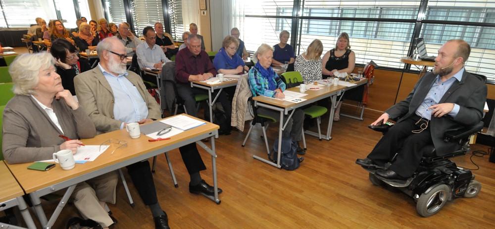 Dagskonferansen for de kommunale rådene for funksjonshemmede i Akershus 22. april 2015 arrangerte Rådet en dagskonferanse for de kommunale rådene på Thon Hotel Opera i Oslo.