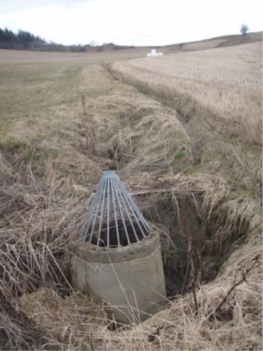 Forurensingstiltak ( 5) Hydrotekniske anlegg og grøfter For å redusere risikoen for erosjon og avrenning av næringsstoffer kan det bli gitt tilskudd til noen former for vannanlegg.