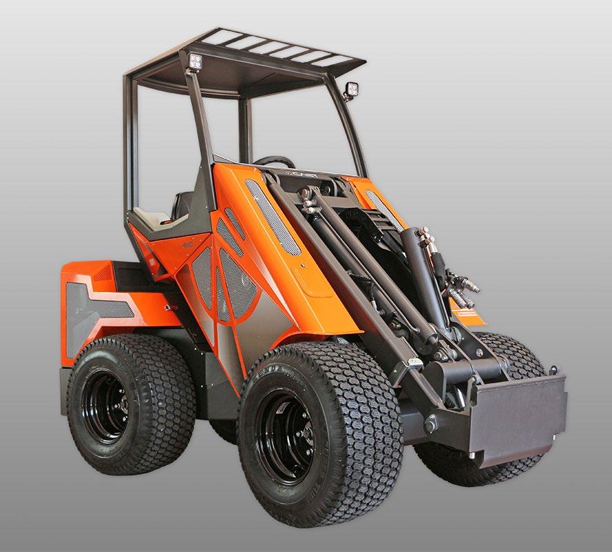 00-12 Vekt : 1200 kg CAST 33TLX Motor Kubota D1305 Kjørehastighet 16 km/t Hydrostatisk transmisjon 4WD