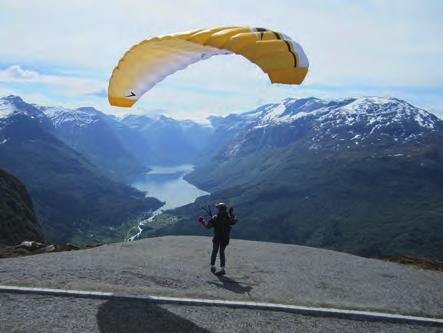 Den går rett opp fra havet til platået på 1000 m.