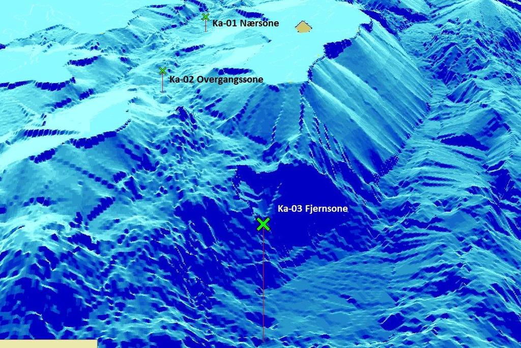 Figur 2.3: Bunntopografisk kart over området ved lokaliteten Kalvøya; stasjoner angitt ved grønne kryss. Kartkilde: Olex. Tabell 2.