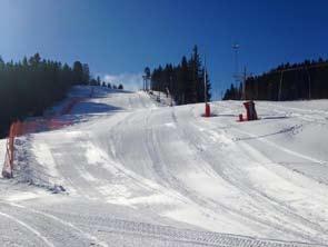 Langsetløkka, Ski, varmestue og apparatpark. Linnerudkollen, Ski, snøkanonanlegg.