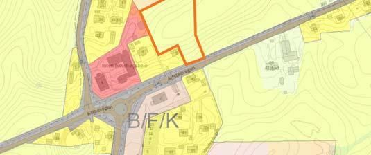Området ligger delvis inneklemt mellom Fv 246, eksisterende boligområde, Toten Folkehøgskole, framtidige boligområde (allerede regulert), Lepro AS og dyrka mark.