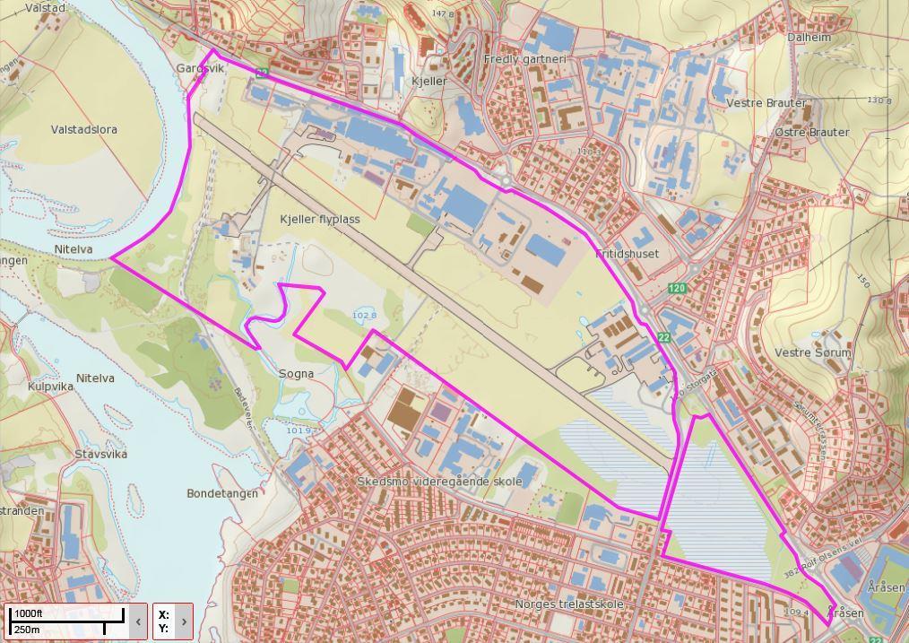 Figur 1: Kjeller base. Blå ring markerer område for brannøving (nytt og gammelt). Gul ring viser ca. lokalisering av gammel rullebane. 2.