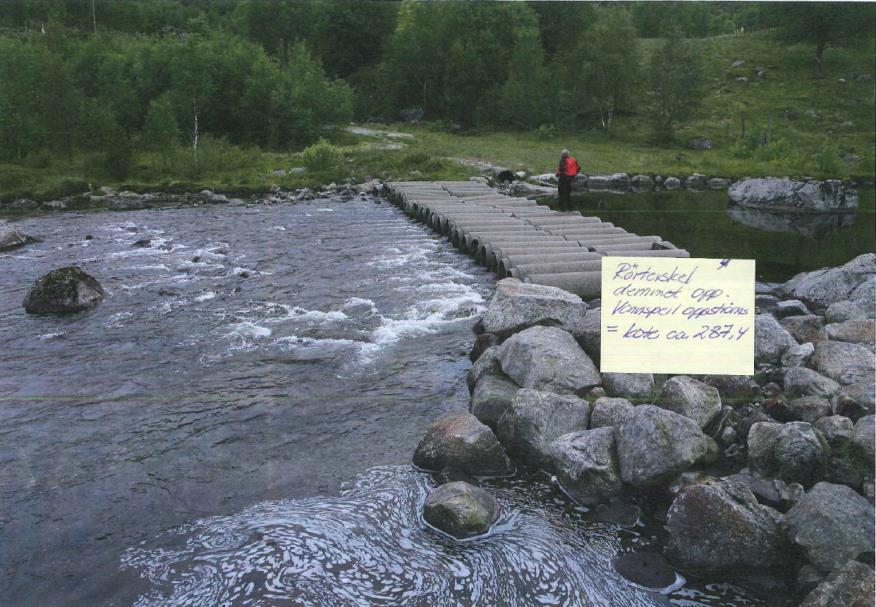 Terskel betongrør som tidligere lå i elva nedstrøms dam Dalavatn: Ca.