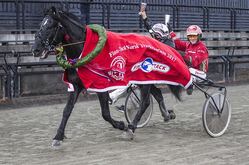 GRATIS INNGANG Varmingsinfo fra Ole onny Solberg ERKEANEN Nr 29/2018 Kr 25 jerkebanen 90 år Foto: Hesteguiden.com Gulljackpot i V75.