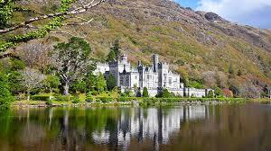Fredag 8. mai: Etter en solid irsk frokost vil vi i dag kjøre til den vakre Connemara-regionen, vest for Galway.