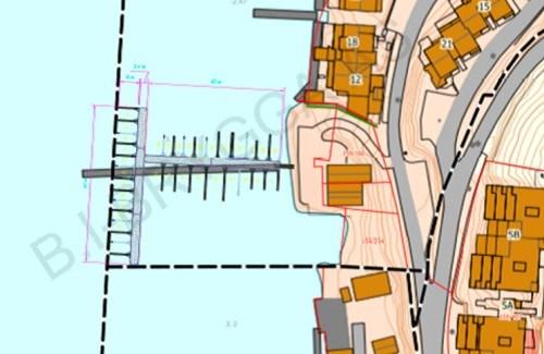 Innledning hva saken gjelder: Saken gjelder søknad om tillatelse til utskiftning av eksisterende brygge på Husøystrand. Bryggeanlegget ligger i tilknytting til Sameiet Soria Moria Terrasse.