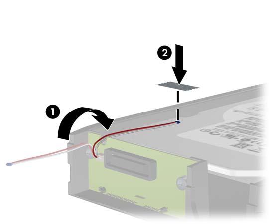 8. Sett varmesensoren på toppen av harddisken slik at den ikke dekker merket (1), og fest den til harddisken med klebebåndet (2).