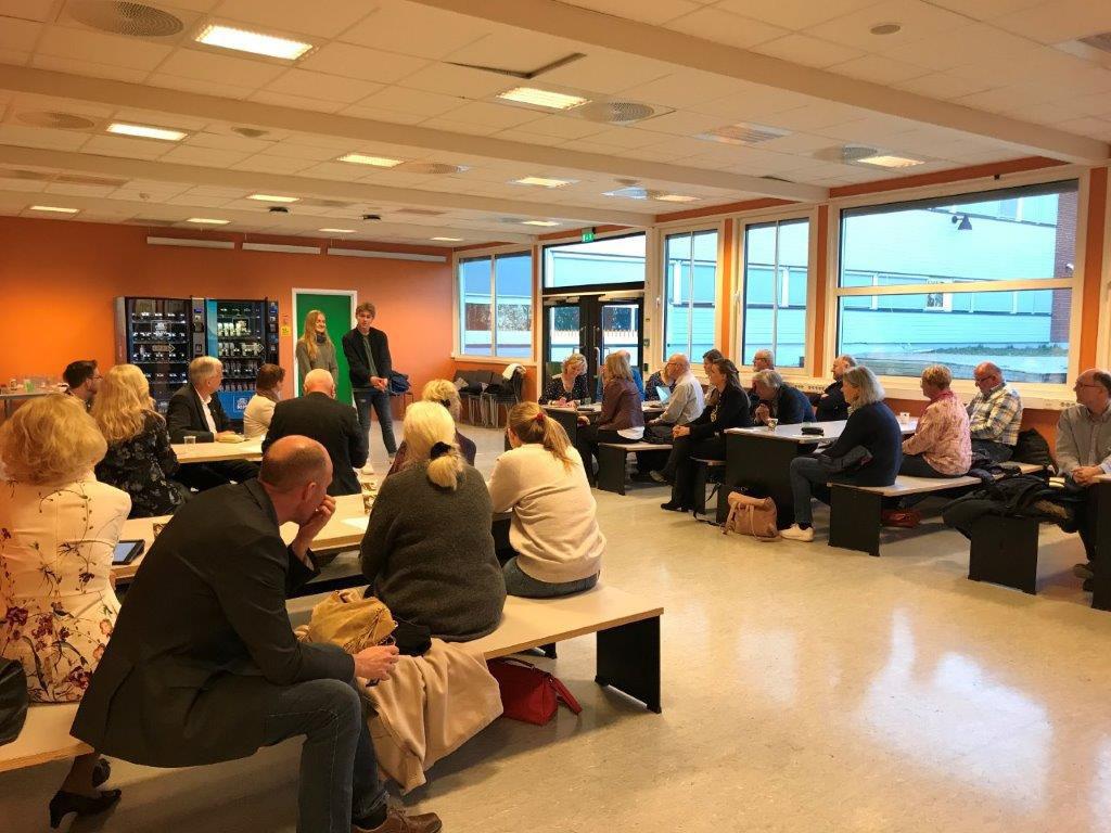 Østerås Lokalsamfunn+ kommune møte ble avholdt i april på Østerås og hadde et godt oppmøte fra lokale organisasjoner med stort engasjement for lokalmiljøet.