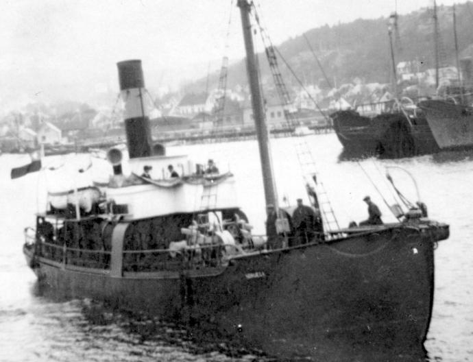 first started slipping it nearly catched up to the catcher. The new floating dock was commissioned the following year. 1931 Sold to Hvalfanger Ishavet A/S (Leif Bryde), Sandefjord.