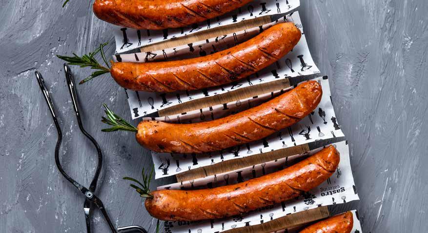 ENKEL GRILL Chilipølser Enkel og smakfull grillbuffet. Våre kokker griller maten på stedet og serverer rett fra grillen. I år har vi inkludert pig wings, årets trendprodukt innen grillmat.