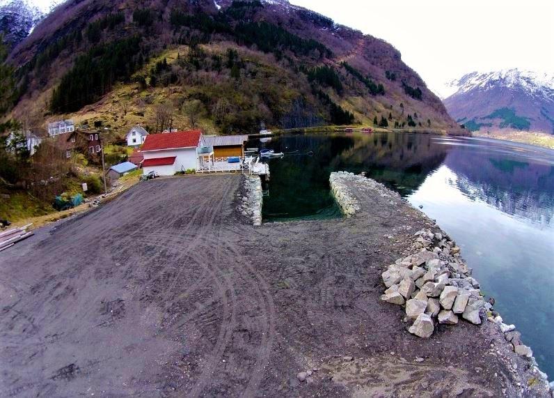 Framfjorden 20 km fra Vik Prisant.: 570. 000,- Betegnelse: Gnr. 59, bnr.