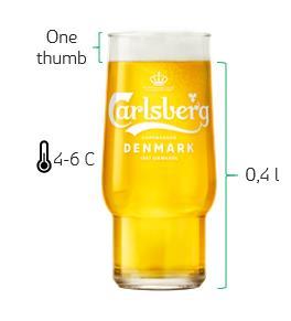 Gjestene får en bedre opplevelse av å drikke en forfriskende alkoholfri øl perfekt servert i et Carlsberg glass 4.