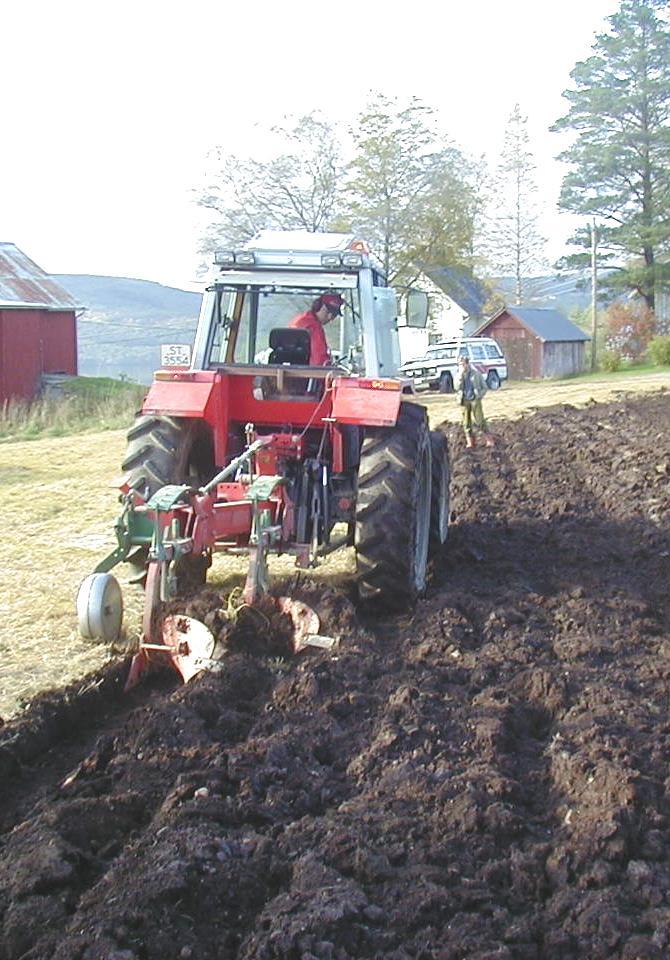 VÅRONN / Jordarbeiding