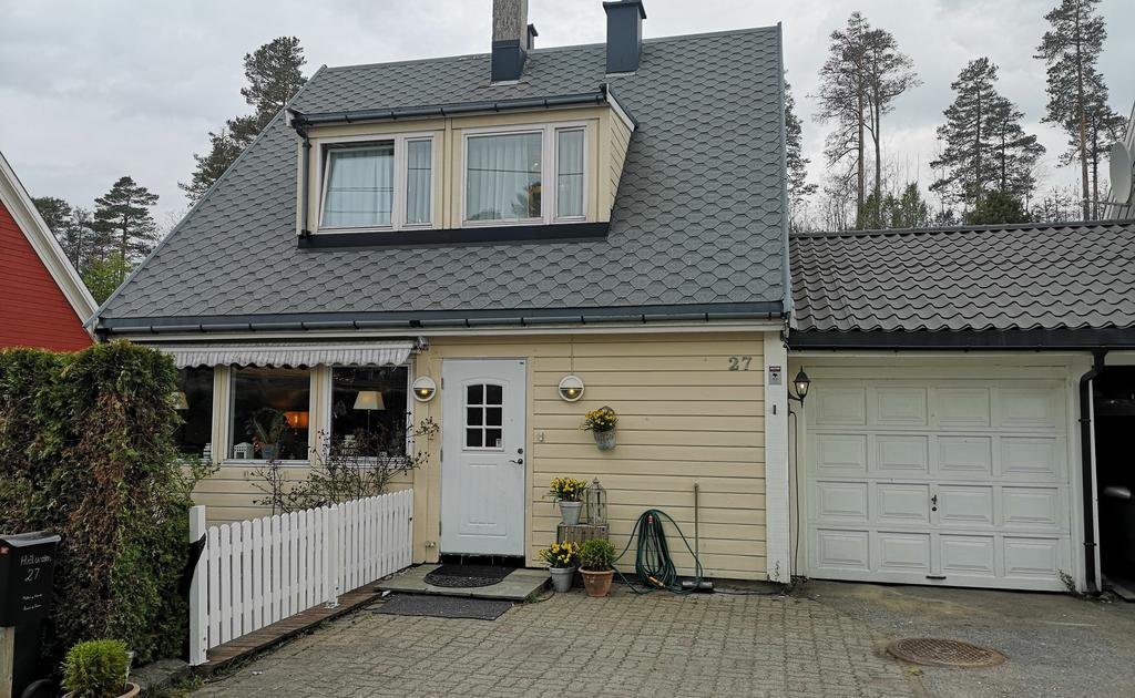 Tilstandsrapport for bolig Med arealmåling Hvålsveien 27 3160 STOKKE Gnr.