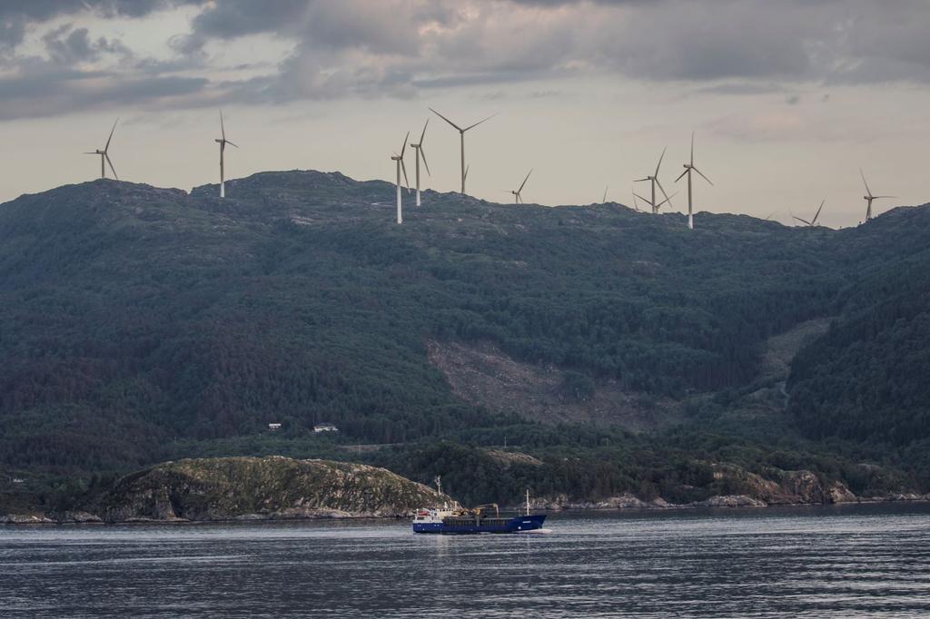 Areal og olje Er ikke-fornybare ressurser! NOK ER NOK "Det er bare en promille" "Noe må vi tåle"- "ka pokker skal vi leve av?