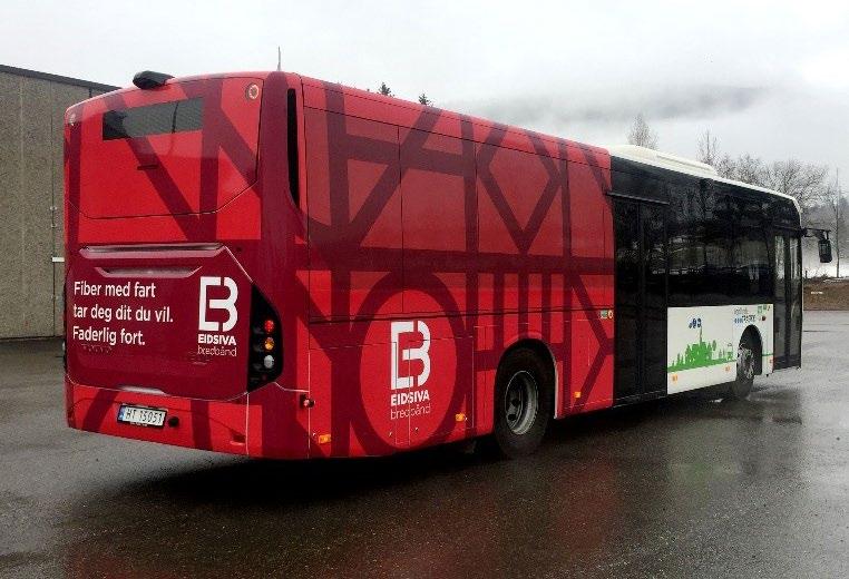 72 10.8 Reklame på buss Prøveprosjektet med Reklame på buss ble for alvor sparket i gang i starten av 2018.