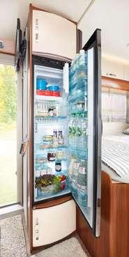 KOMPAKTE KJØLESKAP MED FRYSEBOKS Absorpsjonskjøleskapet er støysvakt og har romslig plass og god