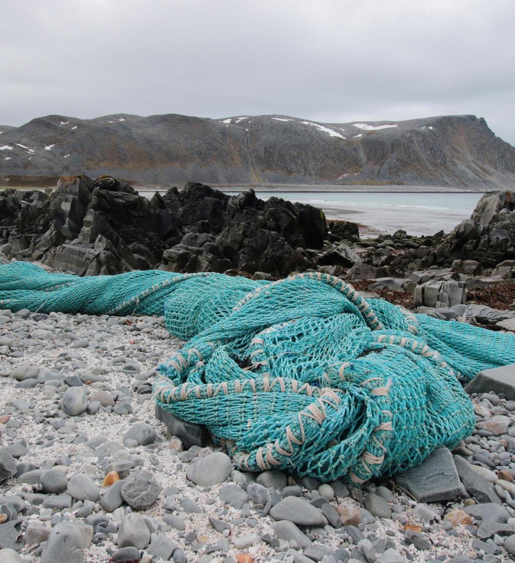 5. KUNNSKAPSGRUNNLAG FOR Å IDENTIFISERE FOREBYGGENDE TILTAK Bilde 8: Eksempel på fiskerirelatert søppel