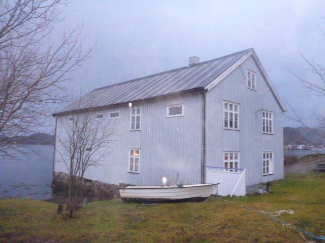 UNIK EIENDOM i naturskjønt område i Eidsfjorden til