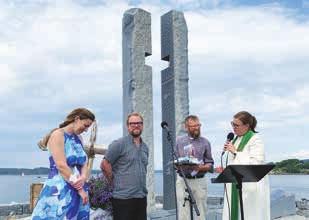 28.juli var det bryggegudstjeneste i Helgeroa. Denne tradisjonen startet i i 1996, og det var altså den tjuefjerde gudstjenesten på brygga i Helgeroa.